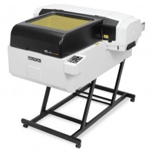 The VJ626UF 19in x 23in UV-LED flatbed printer is the latest in flatbed printing with an expanded print width and depth and is even more versatile with an optional rotary attachment for printing on cylindrical items.