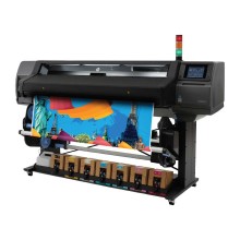 The HP Latex 570 is a latex-powered digital printer with a print width of 1.62 meters, high productivity, and long-lasting prints.