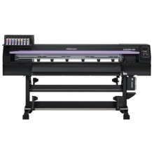 The CJV300 Plus automatically detects all register marks set by the RasterLink6Plus on the media, and cuts contour lines precisely by utilizing simultaneous automatic calibration.